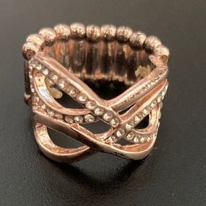 Rose Gold Diamond Crossover Stretch Ring